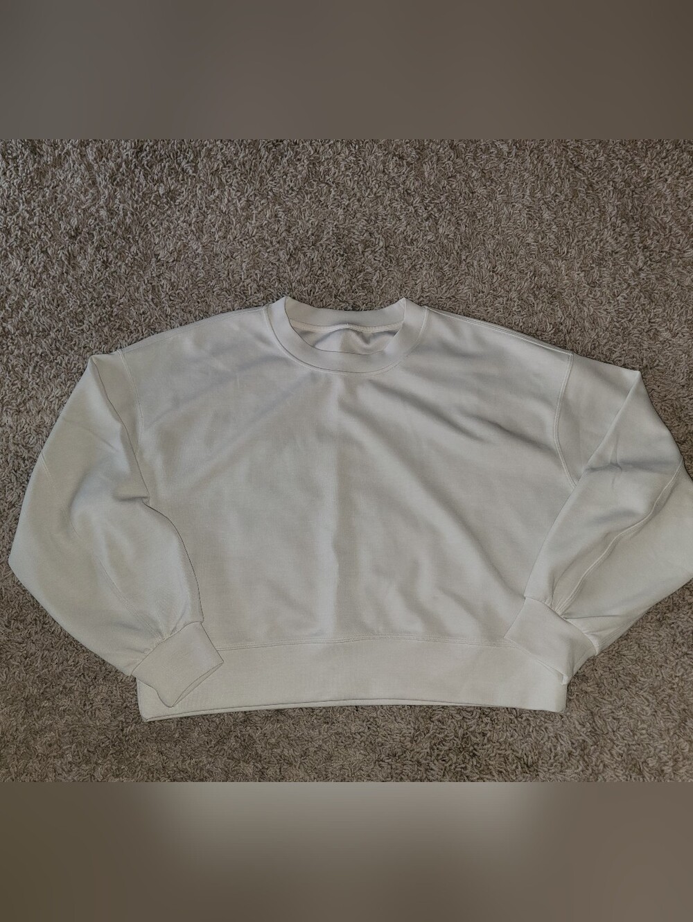 lululemon athletica Logo Cropped Crewneck Sweatshirt Size 8